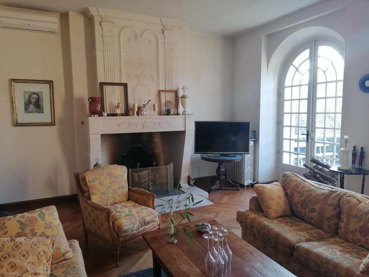 Chambre D Hote De La Paix La Rochefoucauld Bagian luar foto